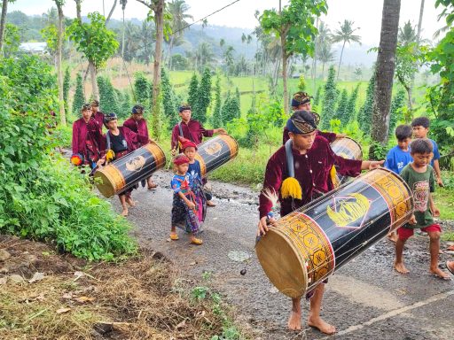 Entdecken Sie Lombok: Traumstrände, Vulkan Rinjani, Abenteuer und unberührte Natur östlich von Bali!