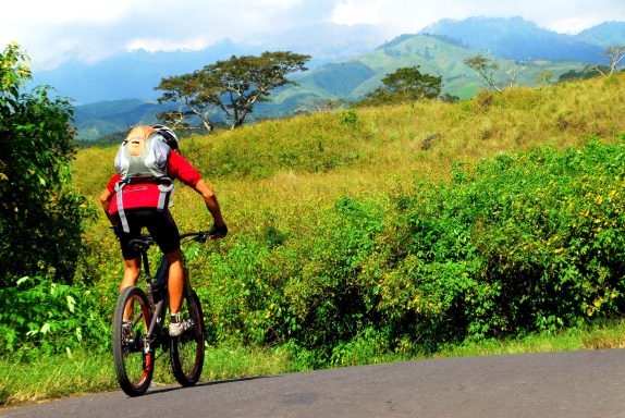 Erleben Sie eine 14-tägige Bali und Java Bike Adventure mit dem Vulkan Ijen als Highlight!