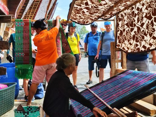 Auf den Spuren der Orang-Utans in Nord-Sumatra 14 Tage Bike Abenteuer pur!