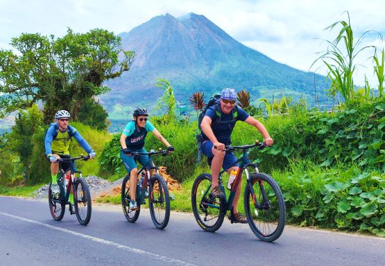 Auf den Spuren der Orang-Utans in Nord-Sumatra 14 Tage Bike Abenteuer pur!