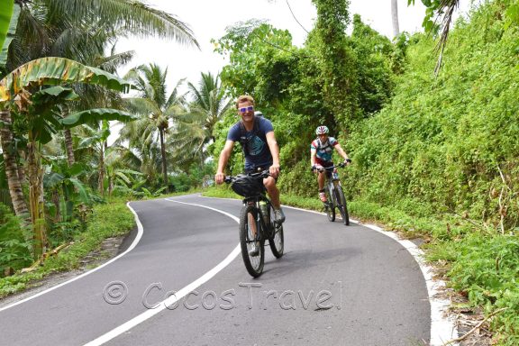 Bike Abenteuer Nord-Sulawesi/ Indonesien - Vulkane, Regenwälder, Koboldmakis, Schnorcheln & Tauchen