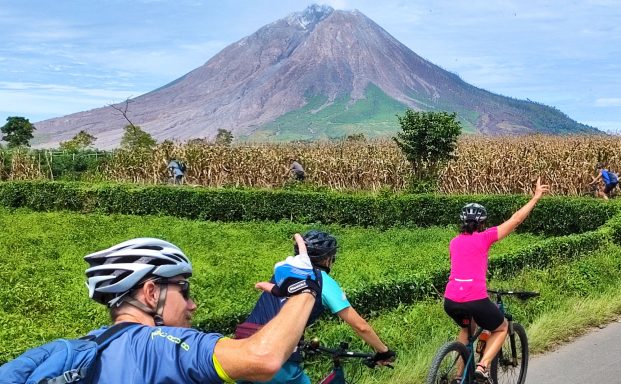 Auf den Spuren der Orang-Utans in Nord-Sumatra 14 Tage Bike Abenteuer pur!