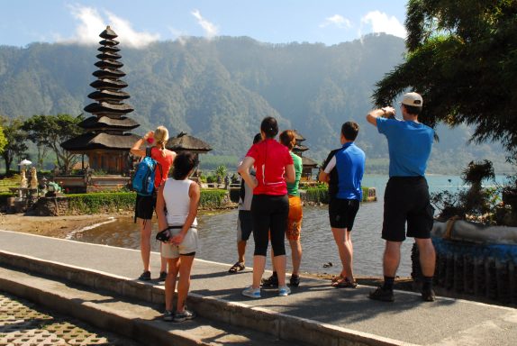 Erleben Sie 2 Tage Insel Manjangan: Radfahren durch Reisfelder & Schnorcheln im Paradies!